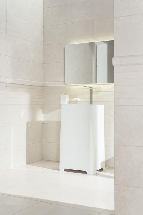 Dlaždice slinutá Base BASE_RAKO (04).jpg