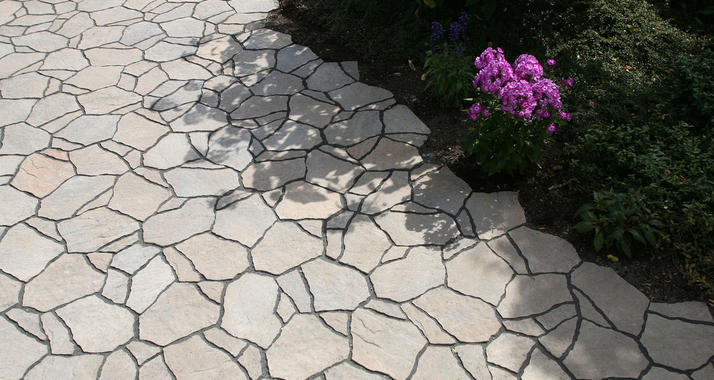 Betonová zámková dlažba POLIGONO prirodzena_dlazba_pre_exterier_dokonala_imitacia_lomoveho_kamena_f6c4d7433d54e45f.jpg