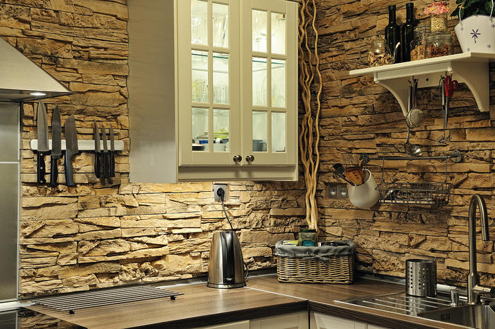 01 Skala Laugaricio hnedooranzovy.jpg