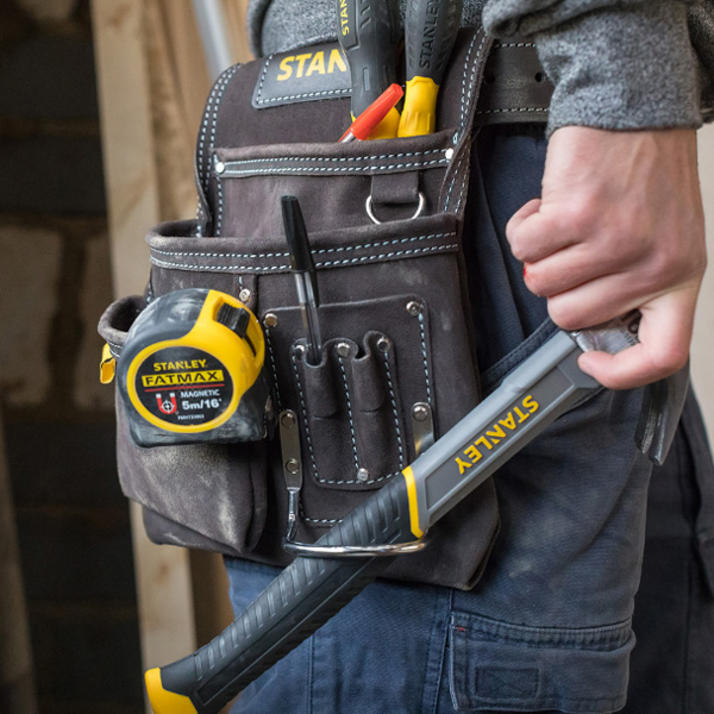 stanley-stst1-80114-kozeny-pracovni-pasek-opasek-pouzdro-na-naradi-vruty-a-hrebiky-s-okem-na-kladivo-stanley-stst1-80114-kozeny-pracovni-pasek-opasek-pouzdro-na-naradi-vruty-a-hrebiky-s-okem-na-kladivo-pouzi.jpg
